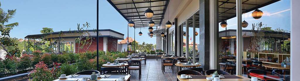 Azana Boutique Hotel Denpasar Ресторант снимка