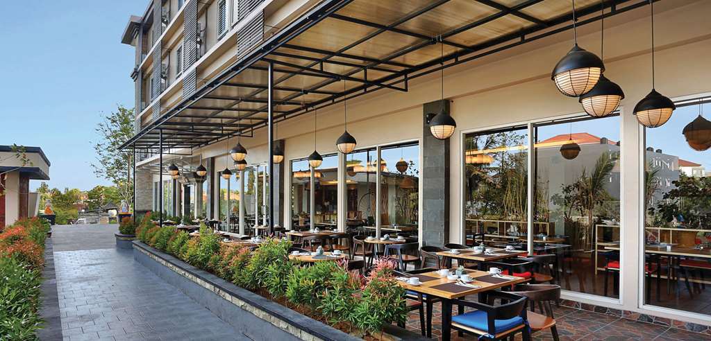 Azana Boutique Hotel Denpasar Ресторант снимка