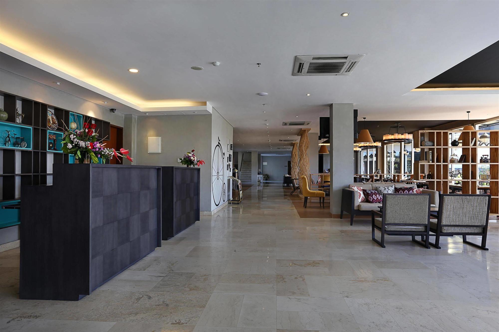 Azana Boutique Hotel Denpasar Екстериор снимка
