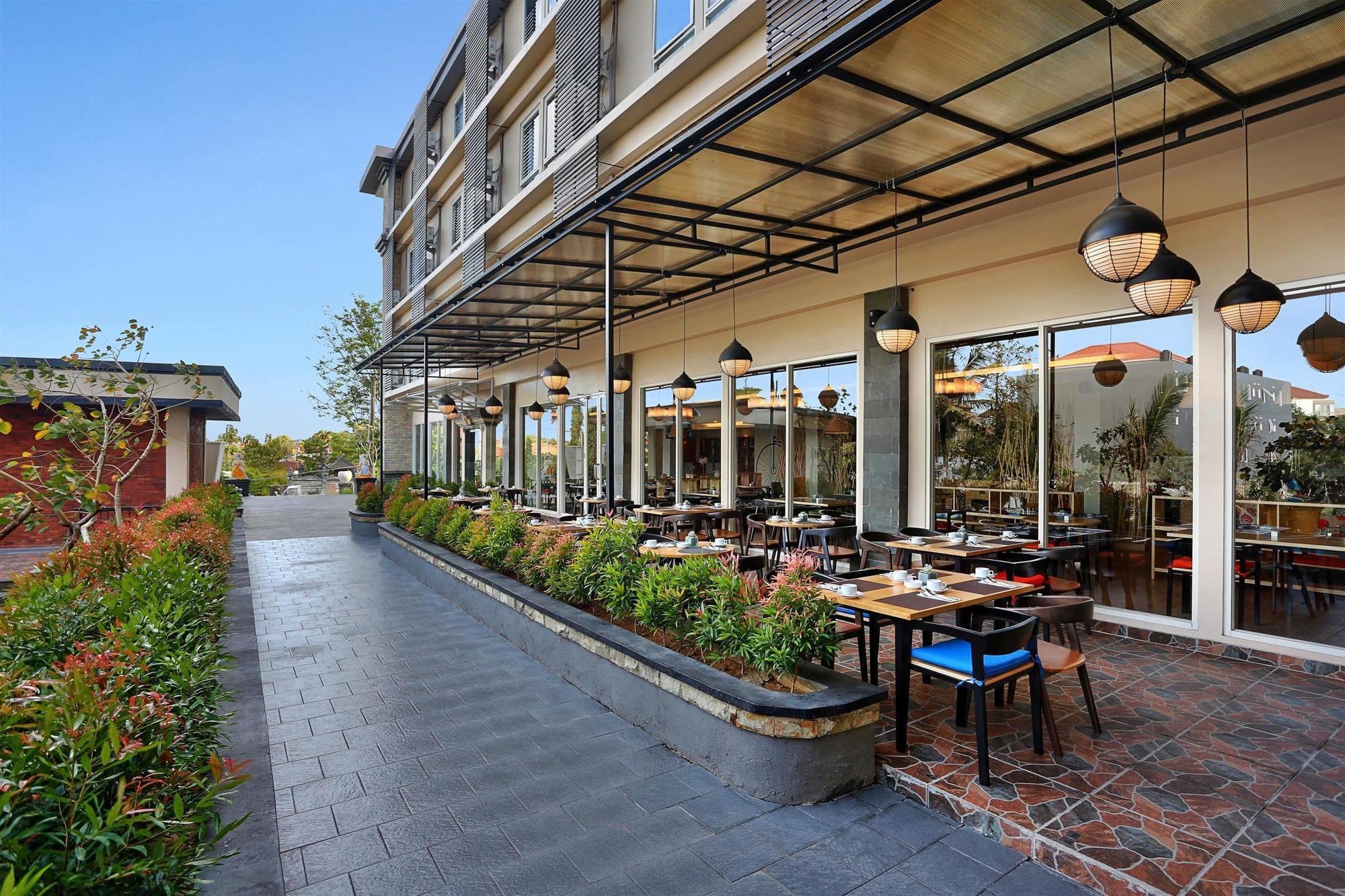 Azana Boutique Hotel Denpasar Екстериор снимка